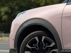 Lynk & Co 06 1.5T Shero Edition - фото 13