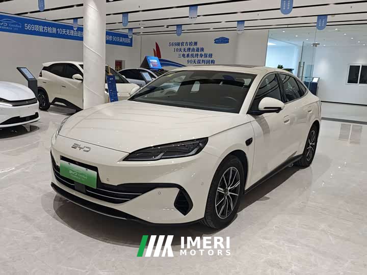 BYD 06 DM-i Smart Drive Edition 120KMDeluxe Version - автомобиль из Китая