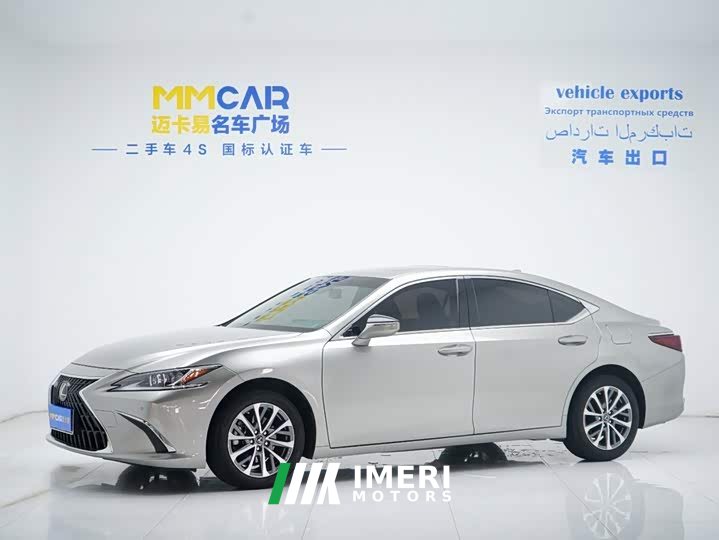 Lexus ES 200 Edition - автомобиль из Китая