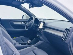 Volvo XC40 B3 Edition - фото 12