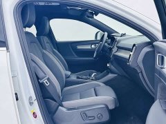 Volvo XC40 B3 Edition - фото 15