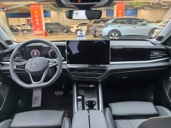 Volkswagen Pro 380TSI Edition - фото 13