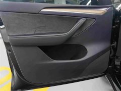 Tesla Model Y Edition - фото 9