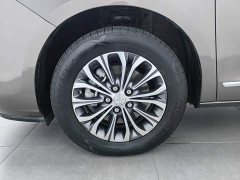 Buick GL8 652T Luxury Version - фото 17