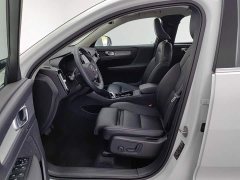 Volvo XC40 B4 AWDLuxury Edition - фото 10
