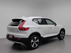 Volvo XC40 B4 AWDLuxury Edition - фото 2