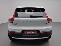 Volvo XC40 B4 AWDLuxury Edition - фото 4