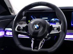 BMW 7 735Li M - фото 15