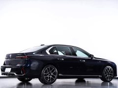 BMW 7 735Li M - фото 6