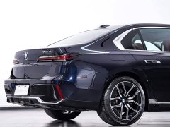 BMW 7 735Li M - фото 9