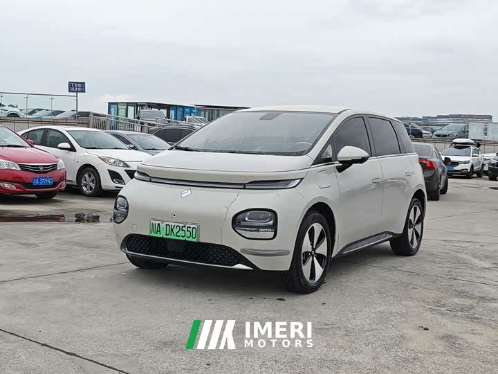 Baojun 460 Pro - автомобиль из Китая