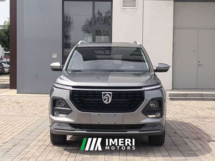 Baojun 530 Anniversary Edition 1.5T CVTPremium Version 5 - автомобиль из Китая