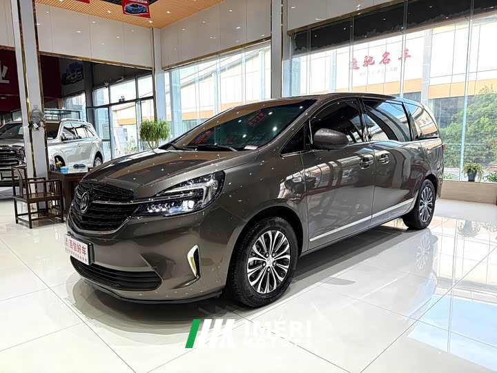 Buick GL8 652T Version - автомобиль из Китая