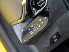 Yaris Roma 3.9T V8 - фото 14