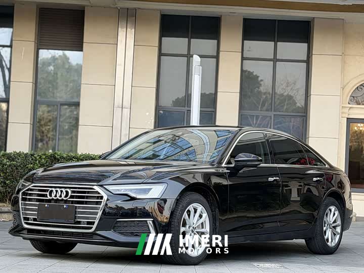 Audi A6L 40 TFSI Luxury Version - автомобиль из Китая