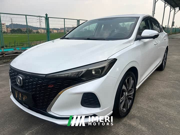 Changan PLUS NE 1.4T GDI DCTFlagship Version - автомобиль из Китая