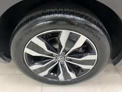 Volkswagen Tiguan L 330TSI automatic two-wheel drive R-Line version - фото 17