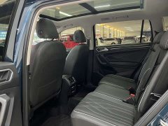 Volkswagen Tiguan L 330TSI automatic two-wheel drive R-Line version - фото 7