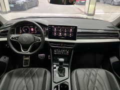 Volkswagen Tiguan L 330TSI automatic two-wheel drive R-Line version - фото 8