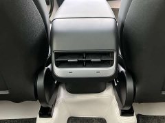 Tesla Model Y Long Range Edition - фото 12