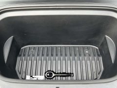 Tesla Model Y Long Range Edition - фото 16
