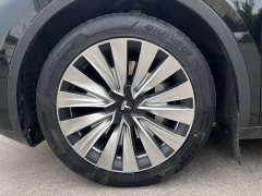 Tesla Model Y Long Range Edition - фото 4