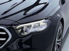 Mercedes-Benz E 300 L Luxury Version - фото 5