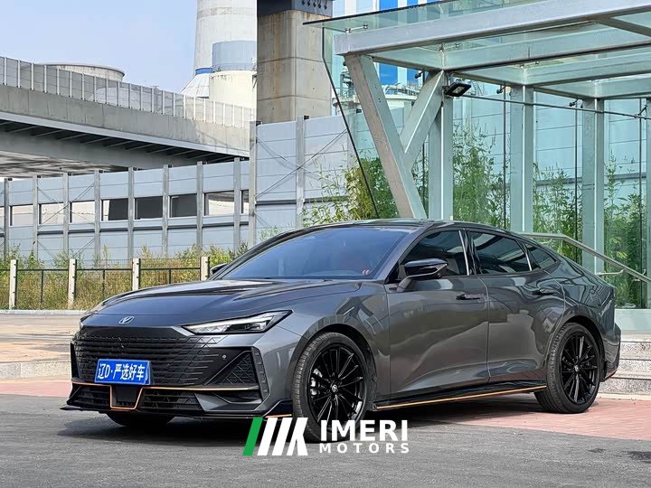 Changan UNI-V 1.5T Edition - автомобиль из Китая