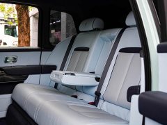Rolls-Royce Cullinan 2022 Black Badge - фото 13
