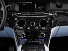 Rolls-Royce Cullinan 2022 Black Badge - фото 17