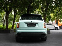 Rolls-Royce Cullinan 2022 Black Badge - фото 6