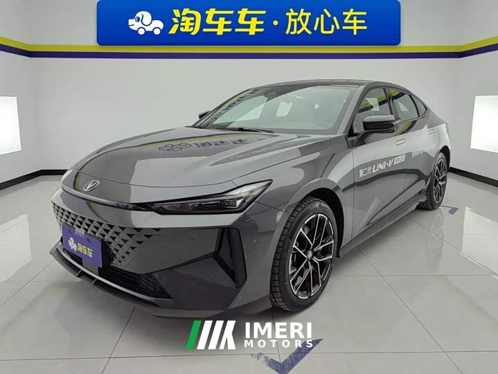 Changan UNI-V iDD 136km Version - автомобиль из Китая
