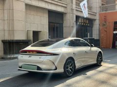 Lynk & Co L6 Ultra - фото 15