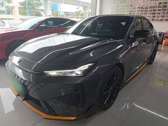 Changan UNI-V 1.5T Premium Version - фото 2