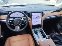 FAW HS7 PHEV 2.0T PHEV AWD200Anniversary Edition 6 - фото 14