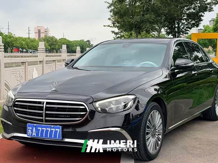 Mercedes-Benz E 300 L Luxury Version - автомобиль из Китая