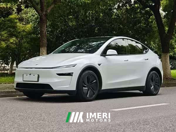 Tesla Model Y Long Range Edition - автомобиль из Китая