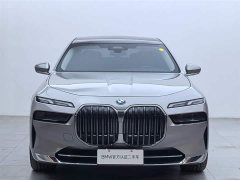 BMW 7 735Li Luxury - фото 3