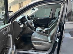 Volkswagen L 330TSI 2WDR-Line Edition - фото 11