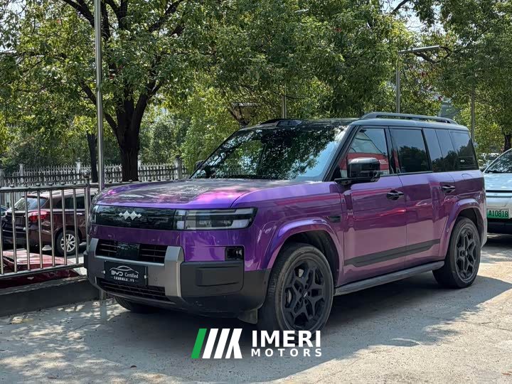 7 190KMAWDUltra Edition - автомобиль из Китая