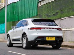 Porsche Macan 2.0T - фото 12