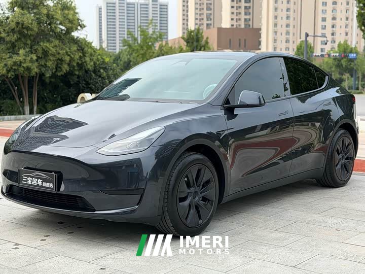 Tesla Model Y Edition - автомобиль из Китая