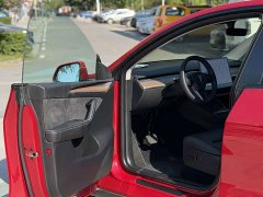 Tesla Model Y Standard Range Edition - фото 14