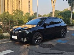BMW iX xDrive50 - фото 1