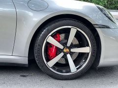 Porsche 911 Targa 4 3.0T - фото 17