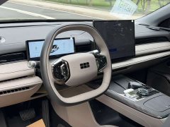 Geely 8 130km EM-i Deluxe Edition - фото 7