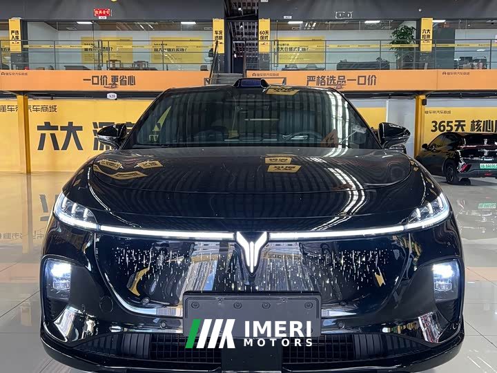 Voyah AWD Edition - автомобиль из Китая