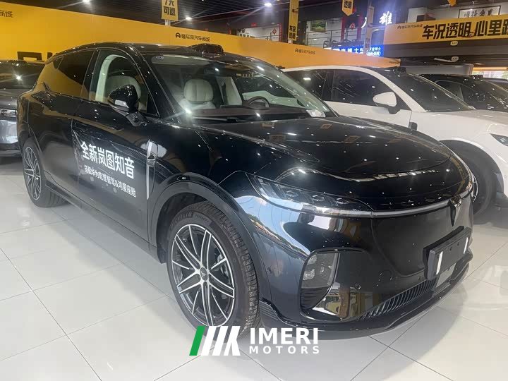 Voyah AWD Edition - автомобиль из Китая