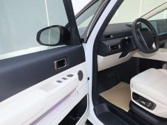 Li Auto MEGA Home Edition - фото 12
