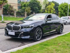 BMW 5 530Li xDrive M - фото 1